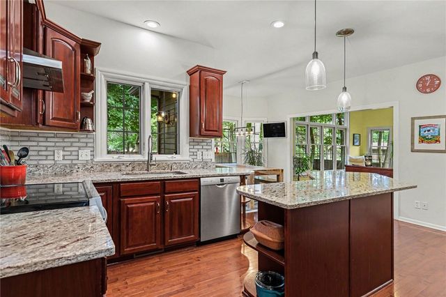 676 Admiralty Way, Webster, NY 14580