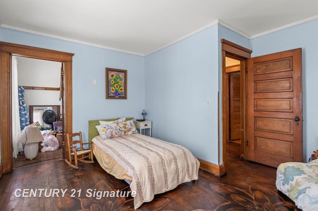 206 N Wenona Avenue, Bay City, MI 48706