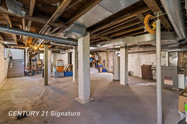 206 N Wenona Avenue, Bay City, MI 48706