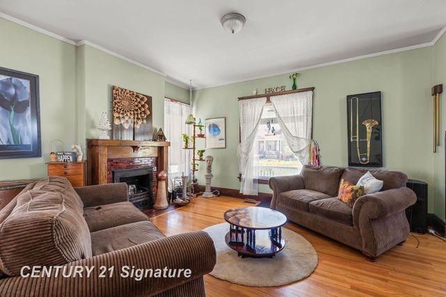 206 N Wenona Avenue, Bay City, MI 48706
