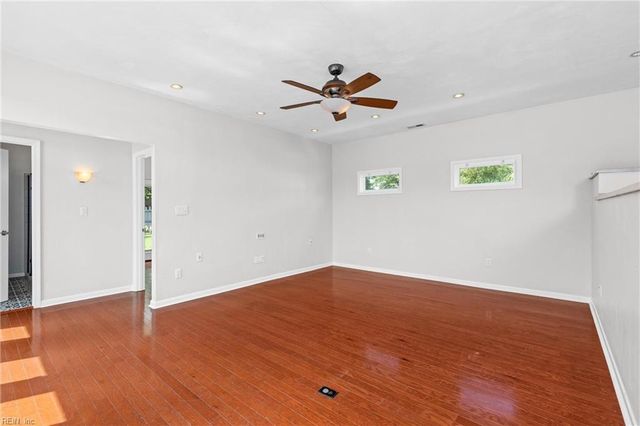 2224 Wild Oak CRES, Virginia Beach, VA 23456