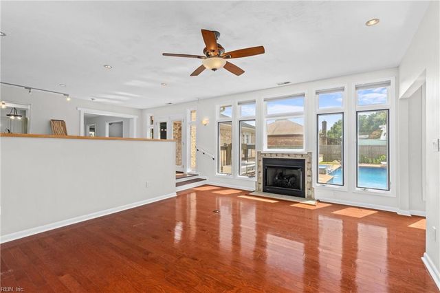 2224 Wild Oak CRES, Virginia Beach, VA 23456