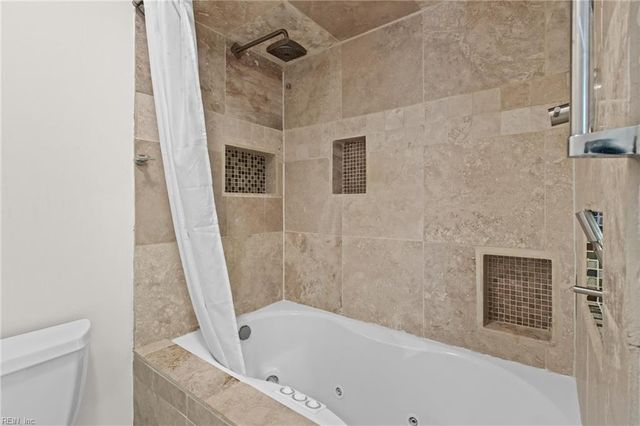 2224 Wild Oak CRES, Virginia Beach, VA 23456