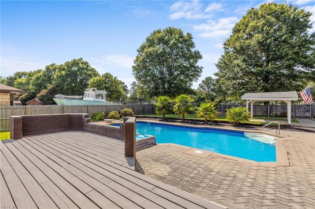 2224 Wild Oak CRES, Virginia Beach, VA 23456