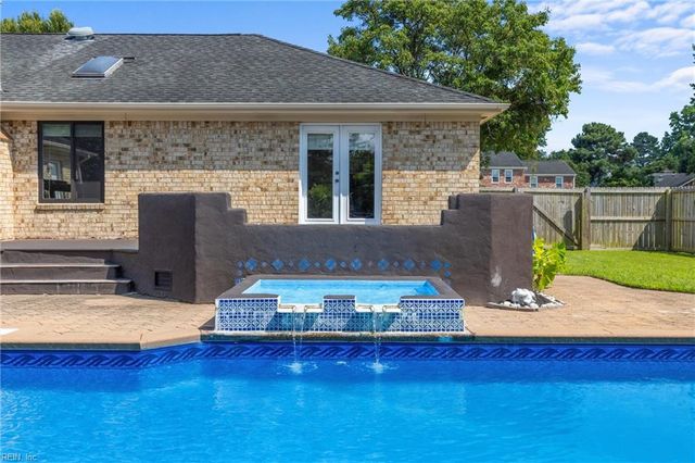 2224 Wild Oak CRES, Virginia Beach, VA 23456