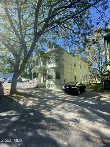 316 Georgetta Dix Plaza, Schenectady, NY 12307