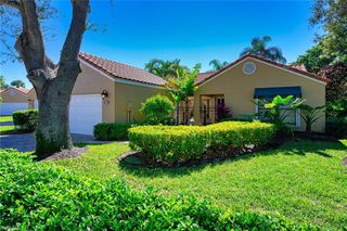 772 Reef Point CIR 55, Naples, FL 34108