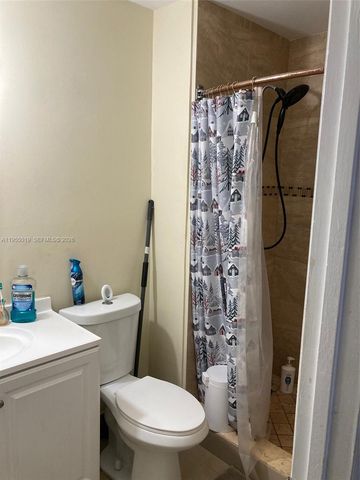 4737 NW 5th Ave, Deerfield Beach, FL 33064