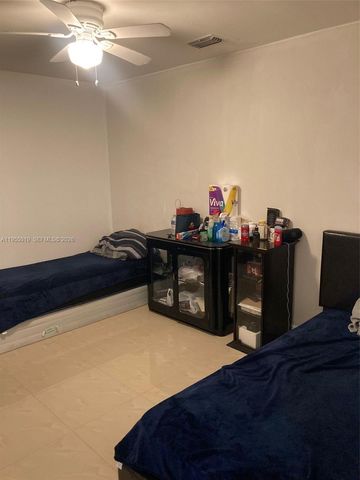 4737 NW 5th Ave, Deerfield Beach, FL 33064