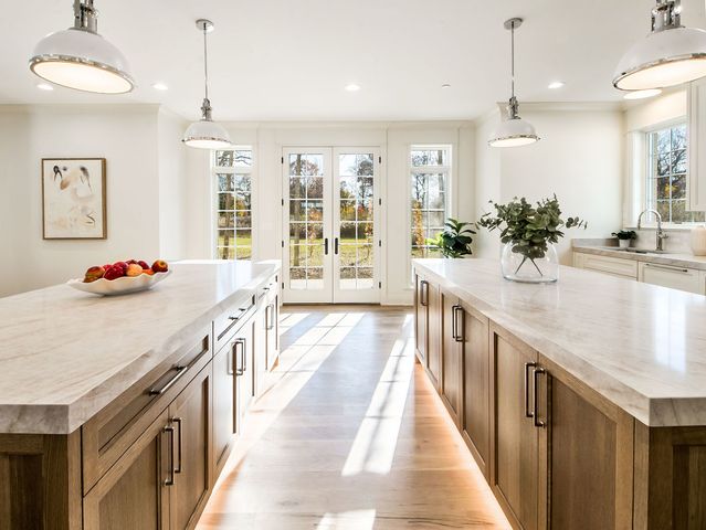 1 Morrison Road, Northbrook, IL 60062