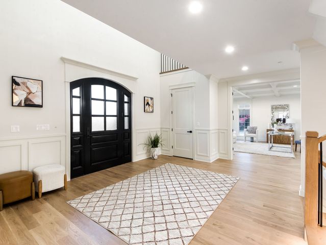 1 Morrison Road, Northbrook, IL 60062