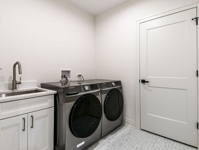 1 Morrison Road, Northbrook, IL 60062