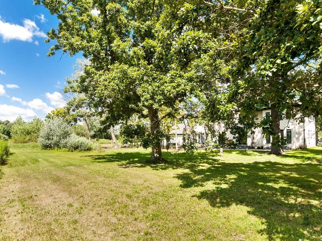 1 Morrison Road, Northbrook, IL 60062