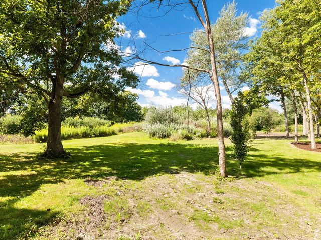 1 Morrison Road, Northbrook, IL 60062