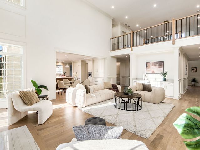 1 Morrison Road, Northbrook, IL 60062