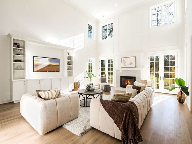 1 Morrison Road, Northbrook, IL 60062