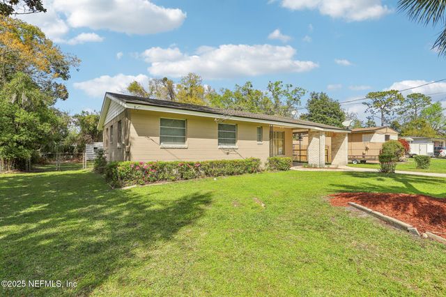 2439 GAYLAND Road, Jacksonville, FL 32218