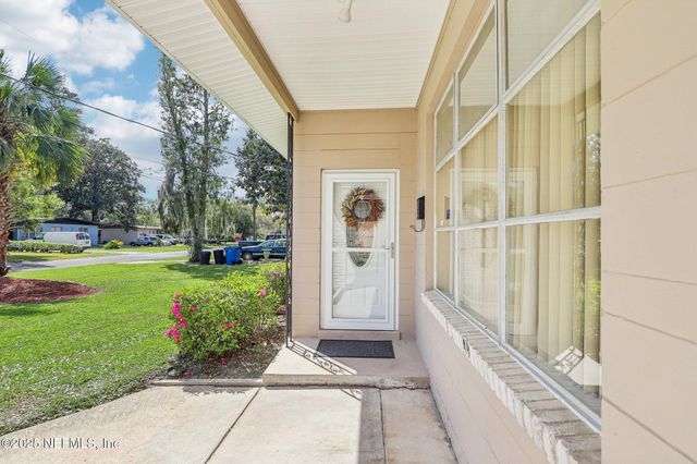 2439 GAYLAND Road, Jacksonville, FL 32218
