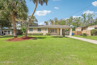 2439 GAYLAND Road, Jacksonville, FL 32218