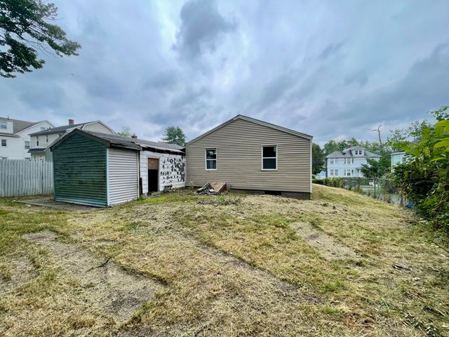 70 Ashford Street, Hartford, CT 06120