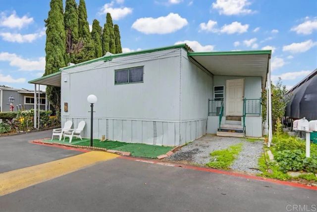 12970 Highway 8 Business SPC 65, El Cajon, CA 92021