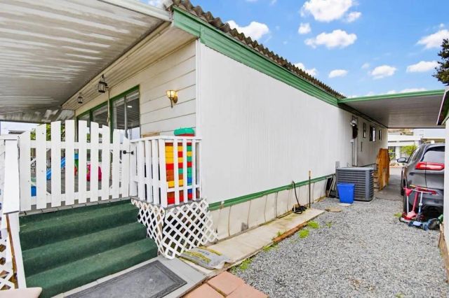 12970 Highway 8 Business SPC 65, El Cajon, CA 92021