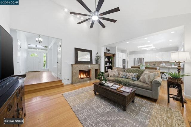 100 Sky Ranch Ln, Pleasant Hill, CA 94523