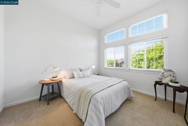 100 Sky Ranch Ln, Pleasant Hill, CA 94523