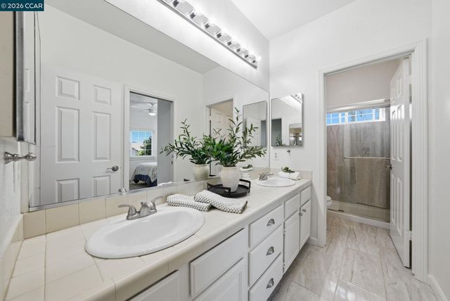 100 Sky Ranch Ln, Pleasant Hill, CA 94523