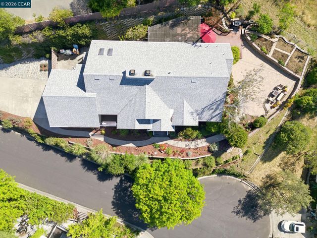 100 Sky Ranch Ln, Pleasant Hill, CA 94523