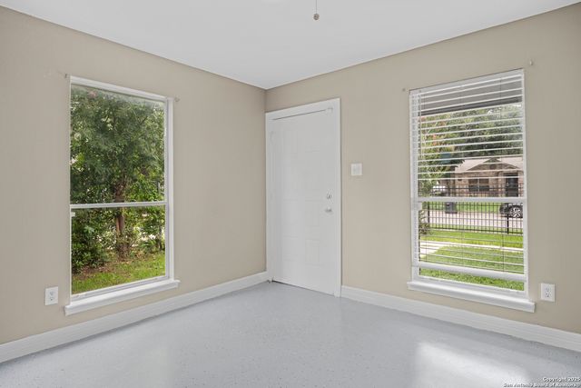 5728 Harefield, San Antonio, TX 78228