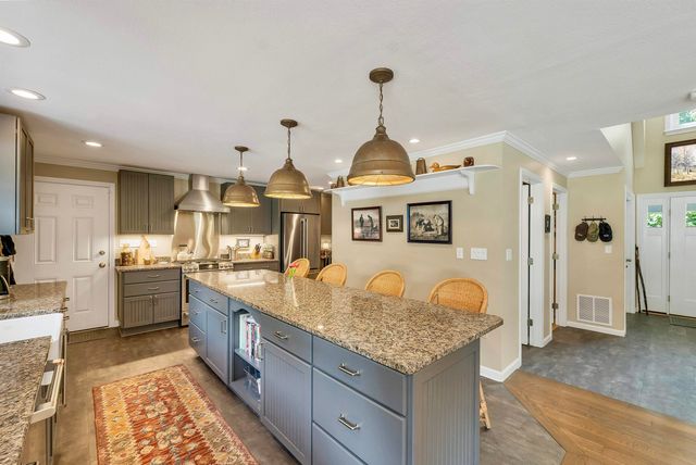 79 Waumbeck Road, Wolfeboro, NH 03894