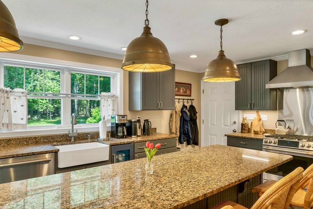 79 Waumbeck Road, Wolfeboro, NH 03894
