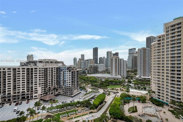 848 Brickell Key Dr 1803, Miami, FL 33131