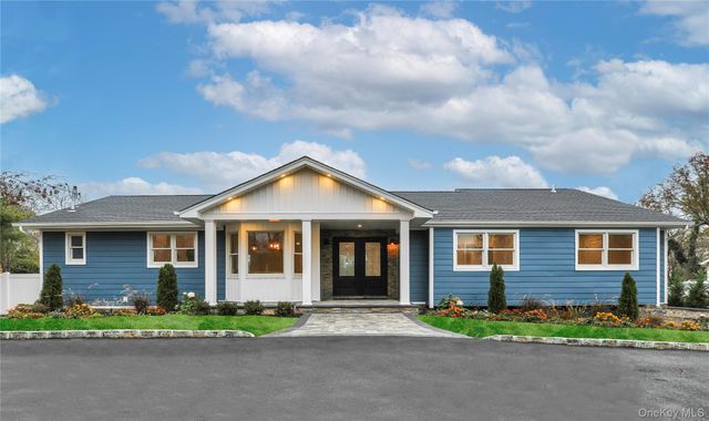 9 Susan Lane, Dix Hills, NY 11746