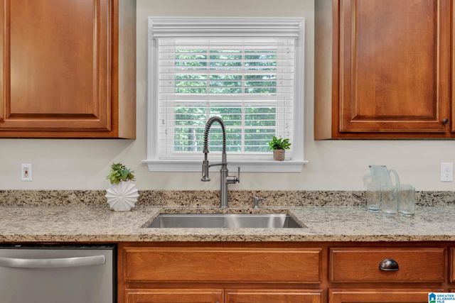 84 RUSTIC OAKS DRIVE, Westover, AL 35147