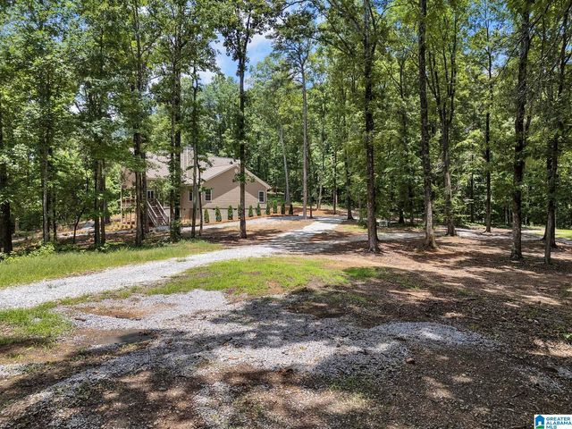 84 RUSTIC OAKS DRIVE, Westover, AL 35147