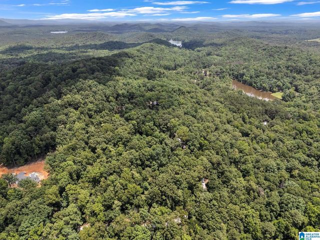 84 RUSTIC OAKS DRIVE, Westover, AL 35147