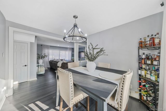 616 Kenmore Avenue, Copiague, NY 11726