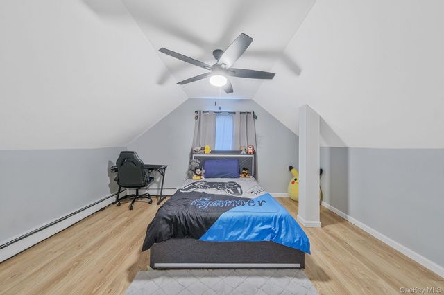 616 Kenmore Avenue, Copiague, NY 11726