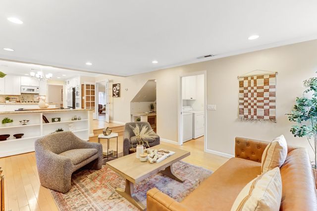 1761 Park Place Drive, Carmichael, CA 95608