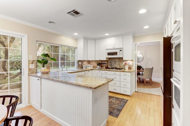 1761 Park Place Drive, Carmichael, CA 95608