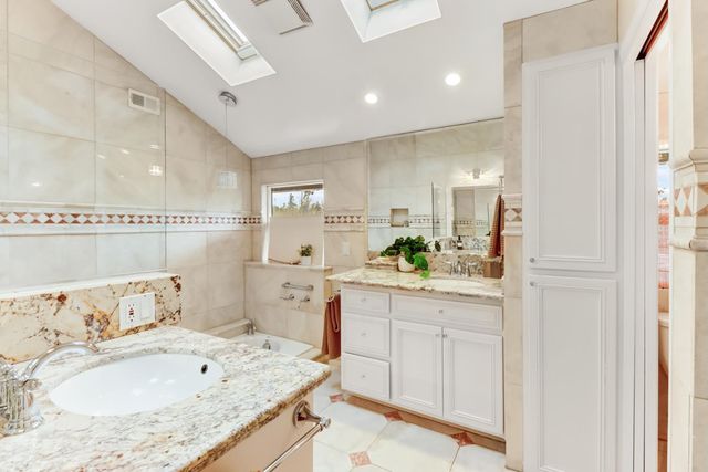 1761 Park Place Drive, Carmichael, CA 95608