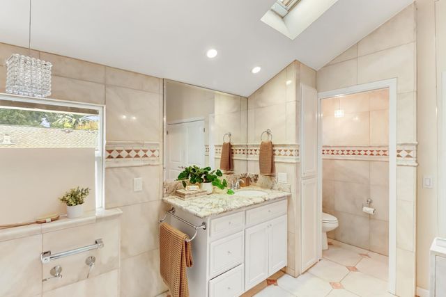 1761 Park Place Drive, Carmichael, CA 95608