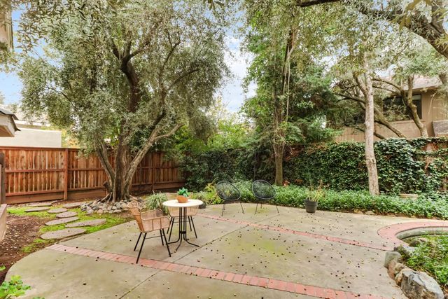 1761 Park Place Drive, Carmichael, CA 95608