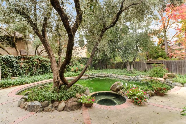 1761 Park Place Drive, Carmichael, CA 95608