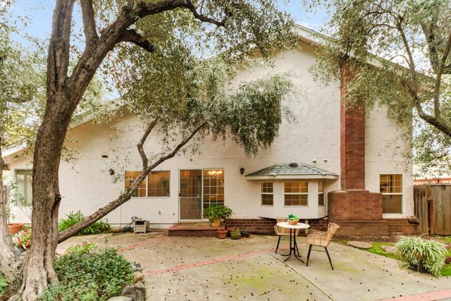 1761 Park Place Drive, Carmichael, CA 95608