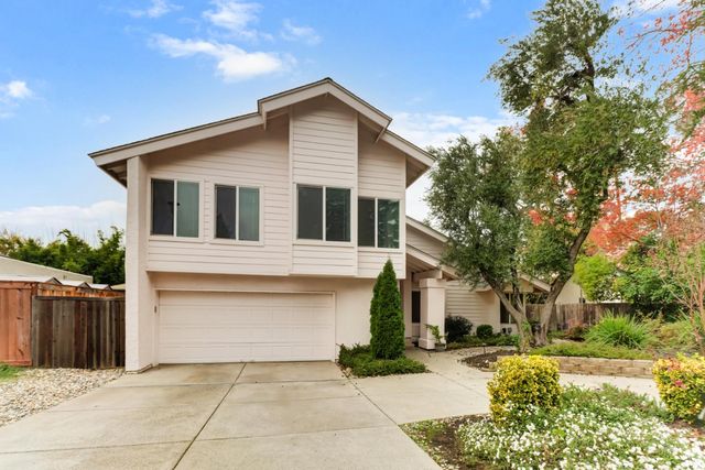 1761 Park Place Drive, Carmichael, CA 95608