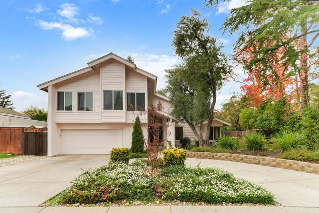 1761 Park Place Drive, Carmichael, CA 95608