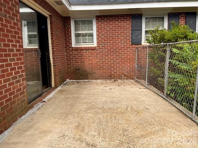 5521 Suttlemyre Lane, Hickory, NC 28601